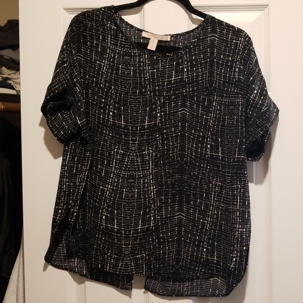 Oversized Black & White blouse
